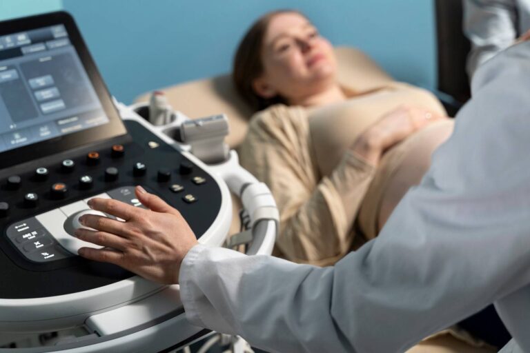 Best gynecologist in Hari Nagar