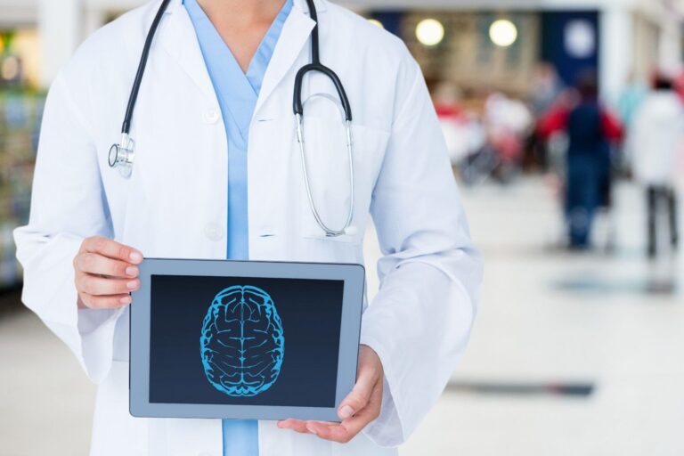 Neurosurgeon in Paschim Vihar